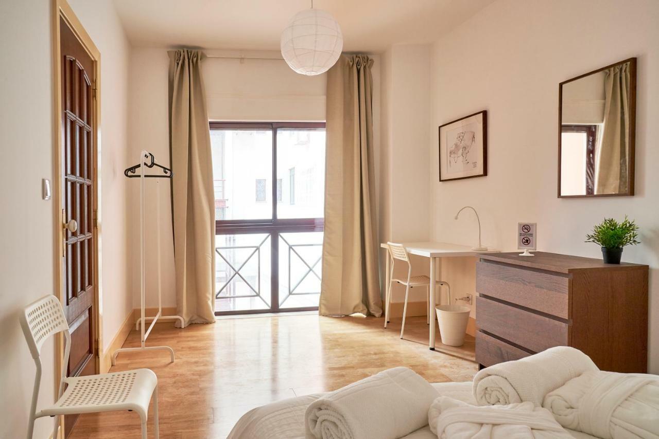 Campo Pequeno Avenida Hotel Lisbon Bagian luar foto